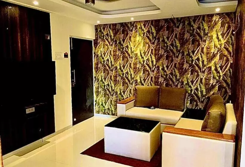 ホテル Kesinovo Suites