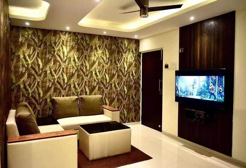 ホテル Kesinovo Suites