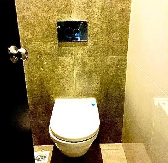 ホテル Kesinovo Suites