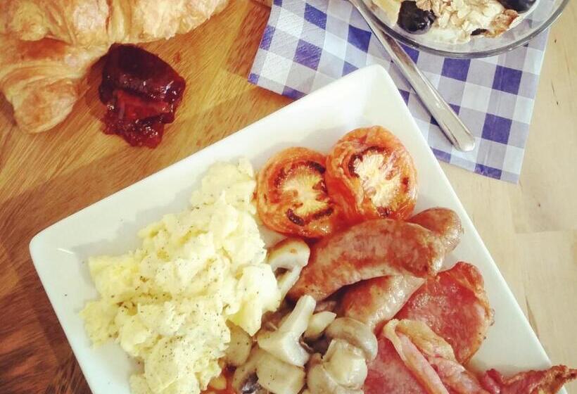 בית מלון כפרי The Dog & Crook