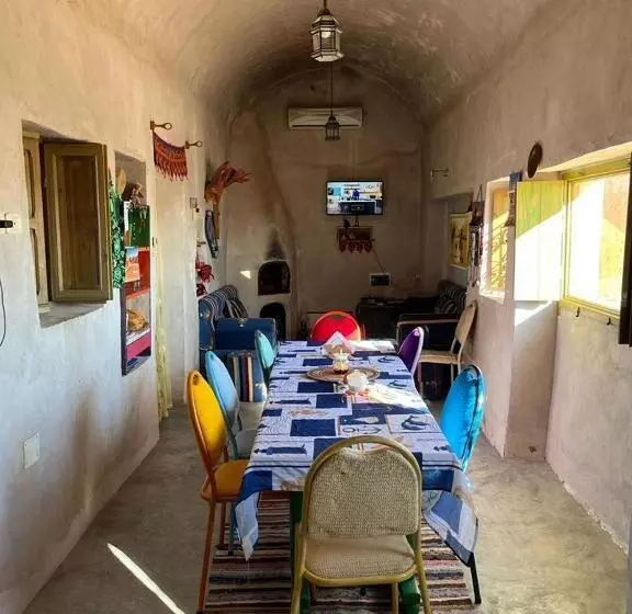 Majatalo Grand Sud, La Maison De Sable