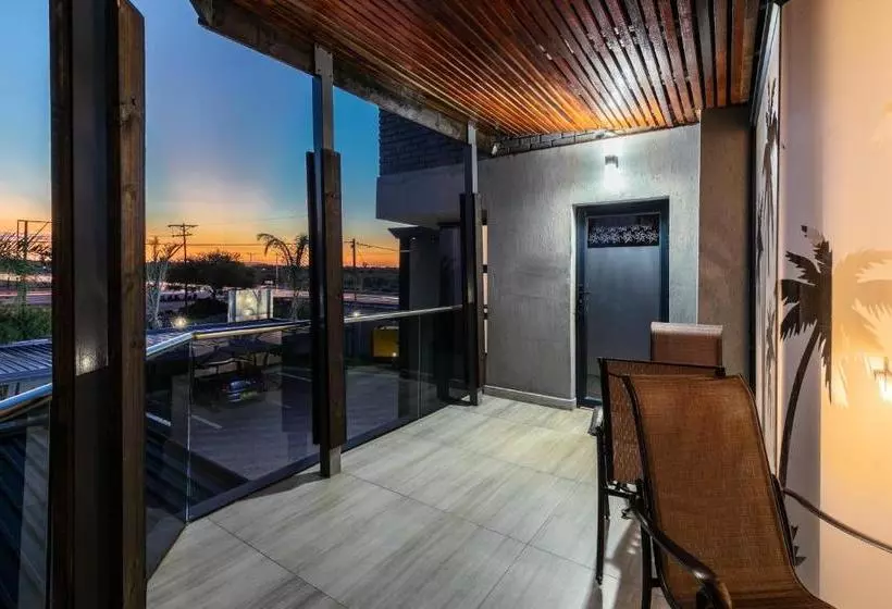 تختخواب و صبحانه The Melva Guest House