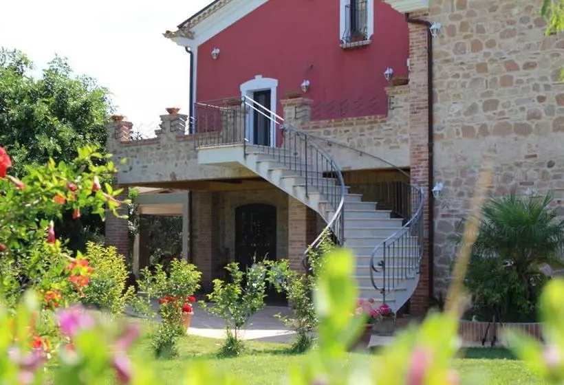 هتل Il Mandorlo
