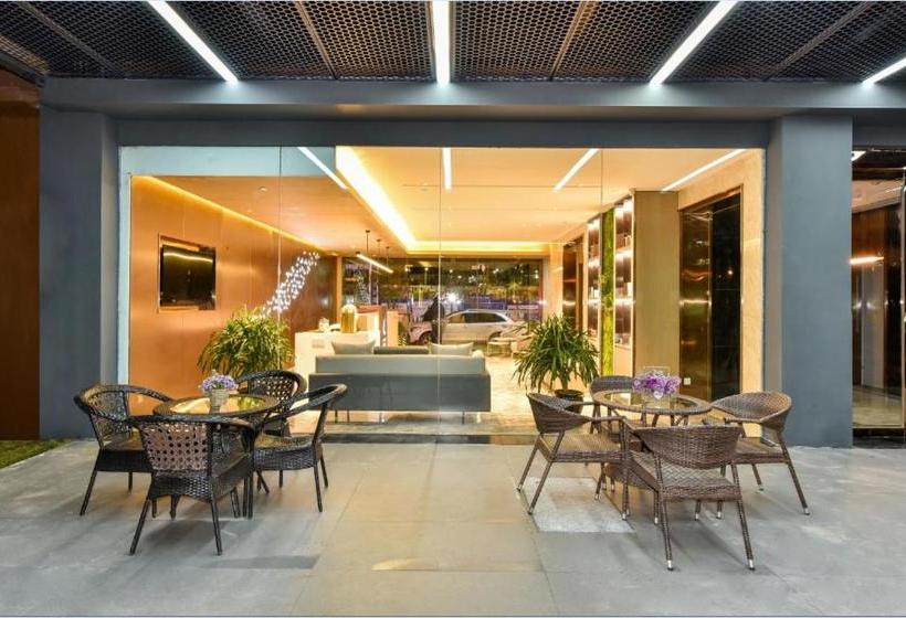 ホテル Lavande Kunming Changshui Airport