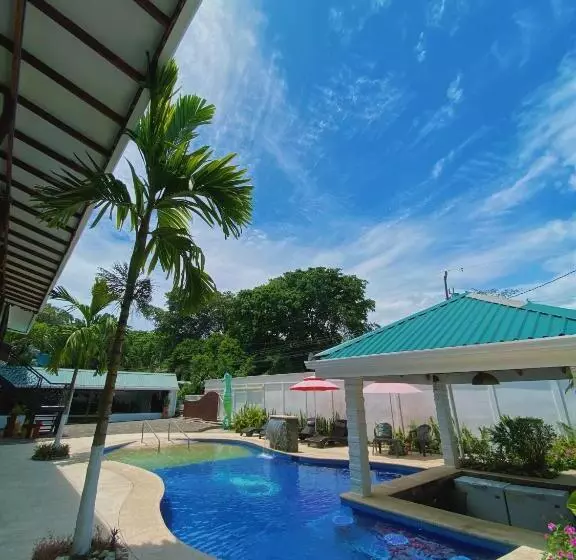 Hotelli Ocean View Lodge