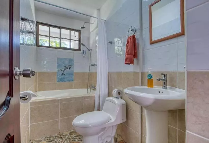 Hotelli Ocean View Lodge