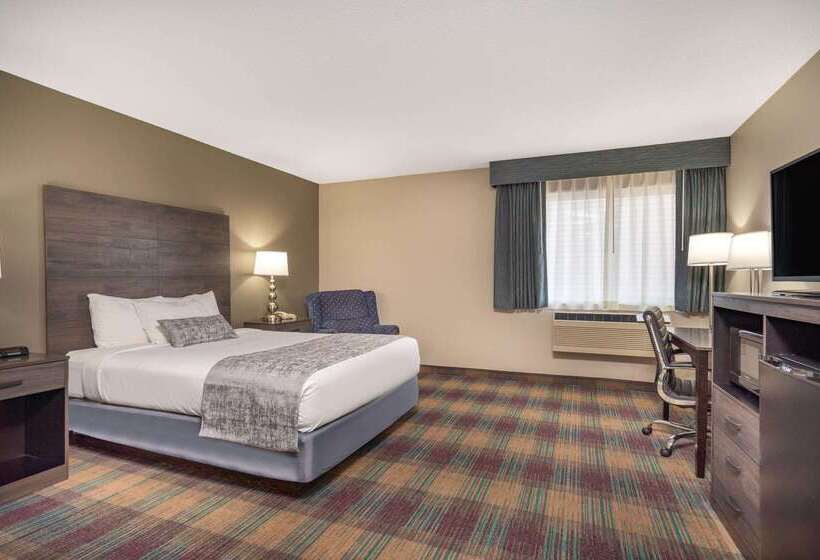 Отель Baymont Inn Baldwin