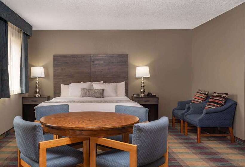 Отель Baymont Inn Baldwin