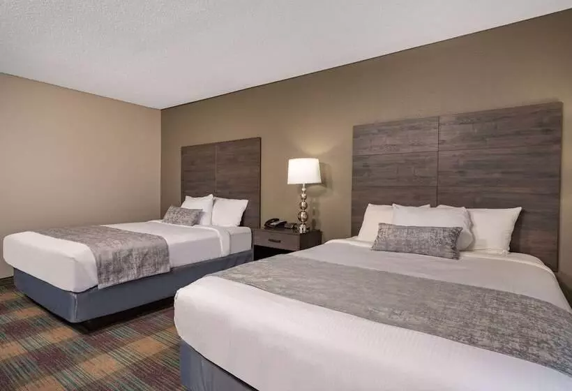 فندق Baymont Inn Baldwin