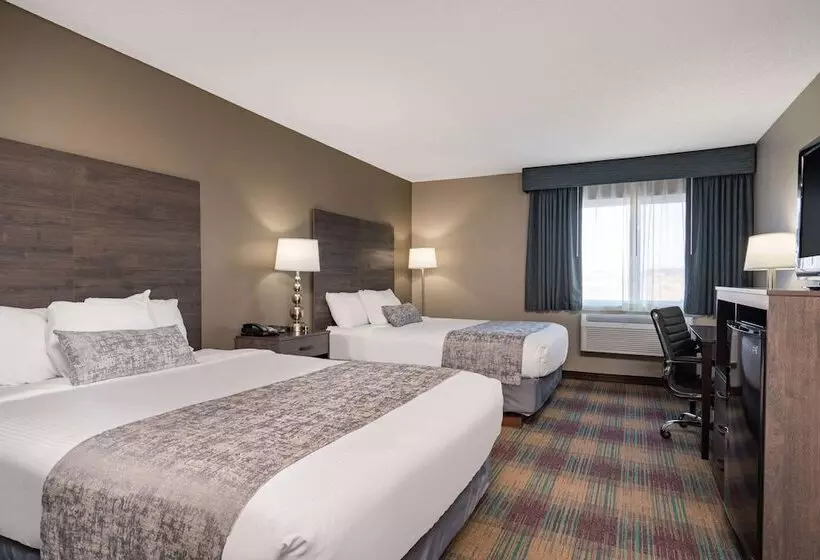 فندق Baymont Inn Baldwin