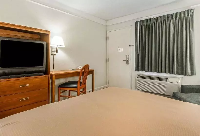 酒店 Quality Inn Stockton