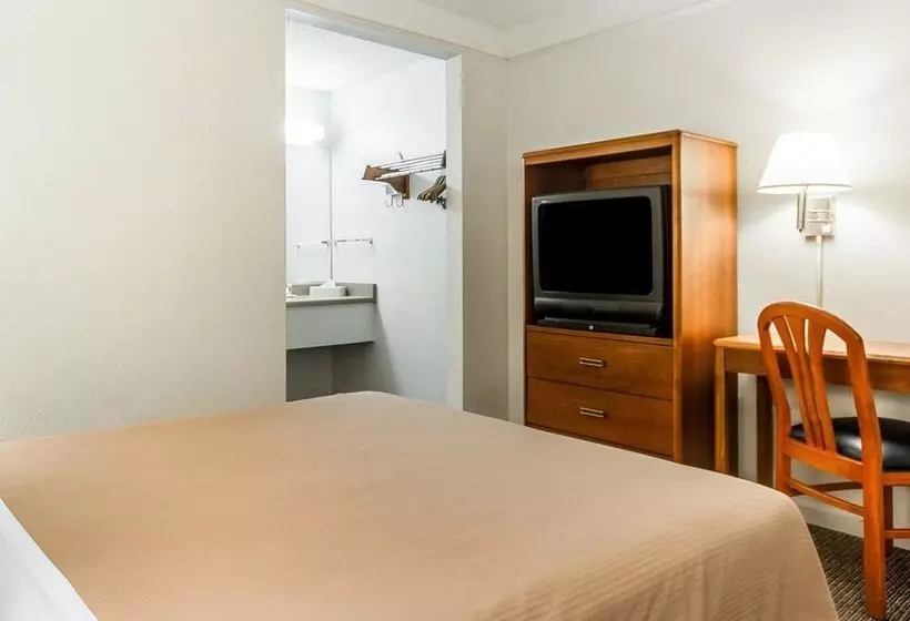 酒店 Quality Inn Stockton