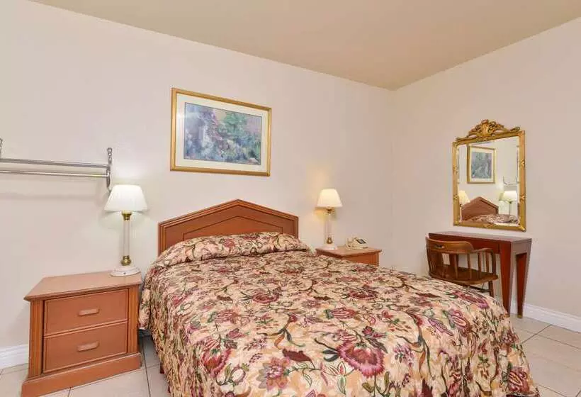 فندق Rodeway Inn Stockton Highway 99