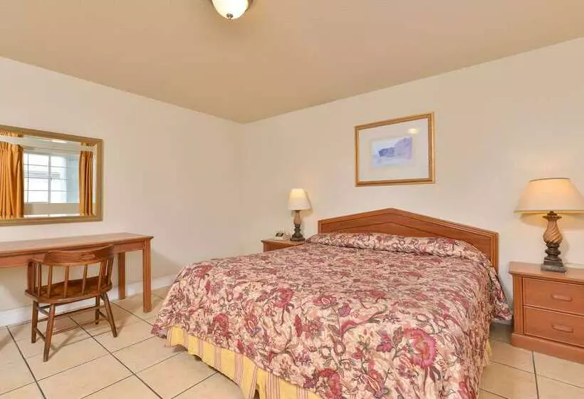 فندق Rodeway Inn Stockton Highway 99