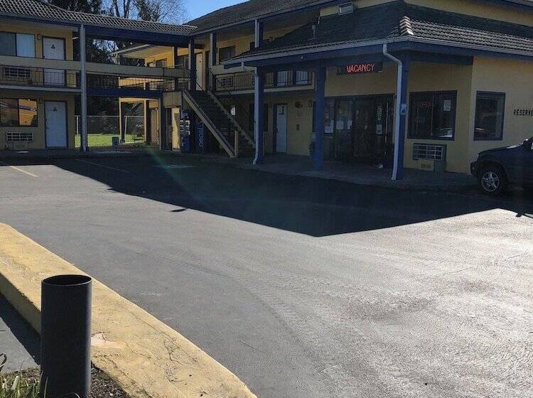 Szálloda Sumner Motor Inn