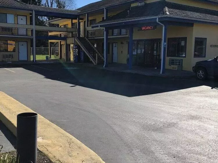 酒店 Sumner Motor Inn