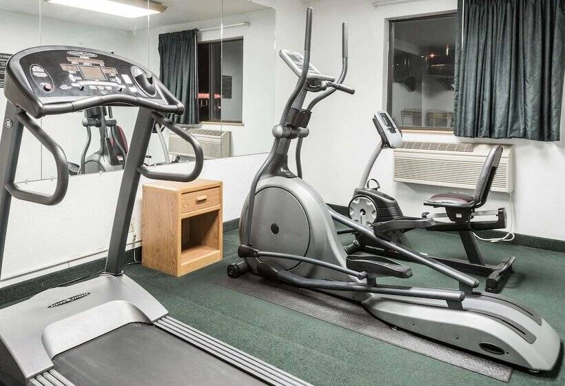 Szálloda Super 8 By Wyndham New Stanton