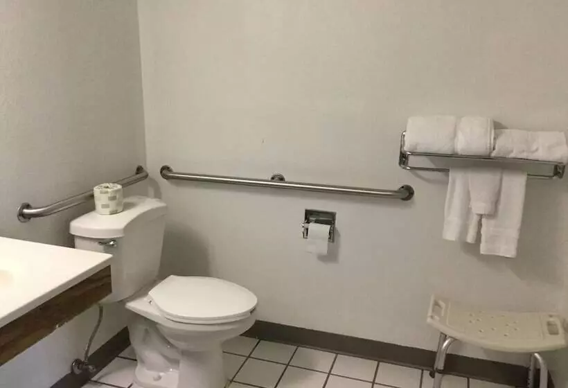 Отель Super 8 By Wyndham New Stanton