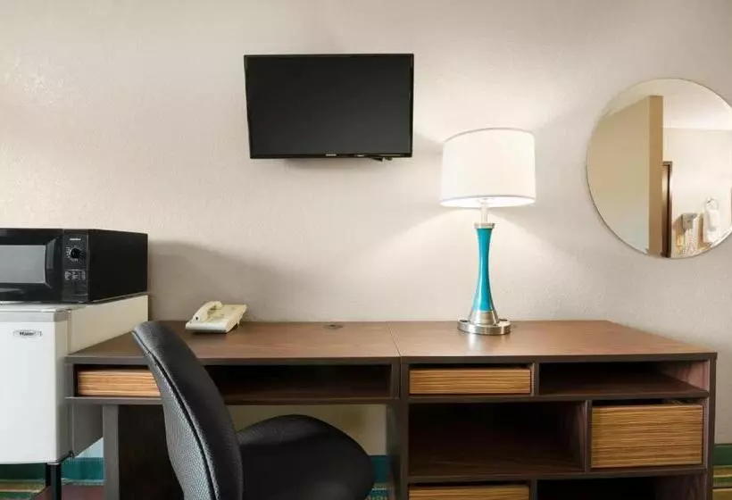 ホテル Super 8 By Wyndham Rantoul