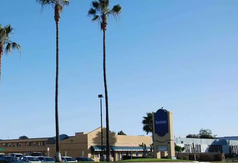 Отель Travelodge By Wyndham San Diego Seaworld