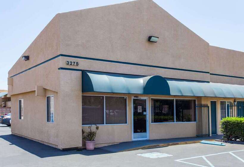 Otel Travelodge By Wyndham San Diego Seaworld