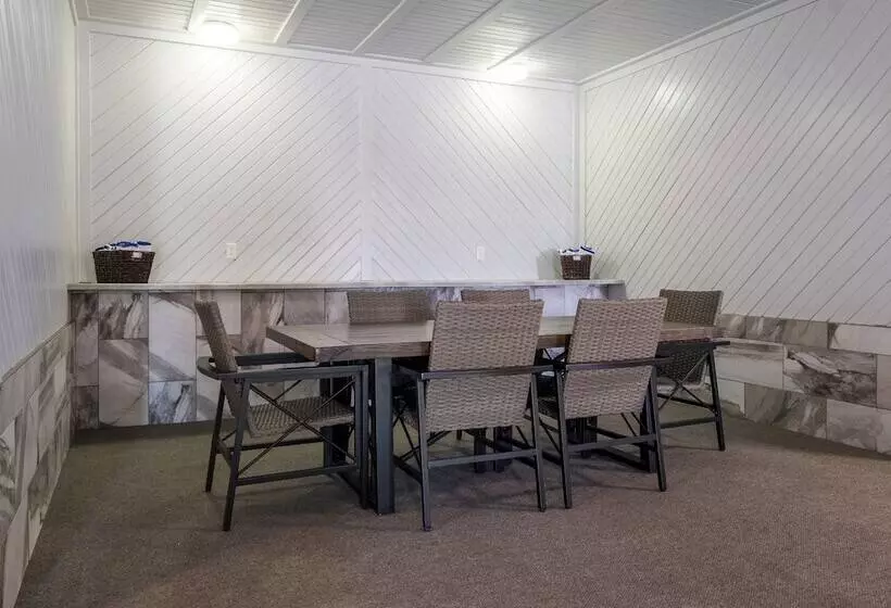 모텔 Red Roof Inn Vermillion  U Of South Dakota