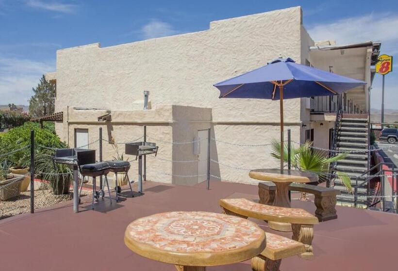 מוטל Super 8 By Wyndham Barstow