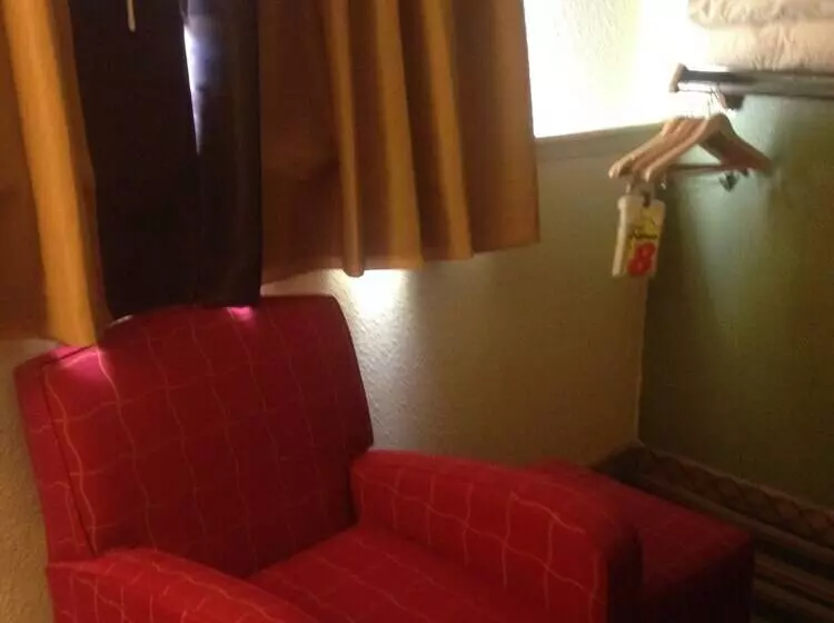 מוטל Super 8 By Wyndham Craig