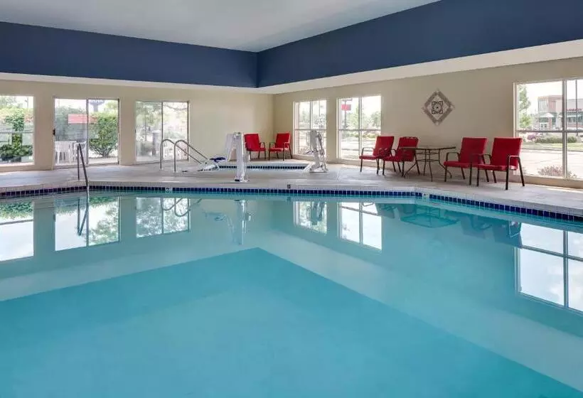 汽车旅馆 Super 8 By Wyndham Menomonie Wi