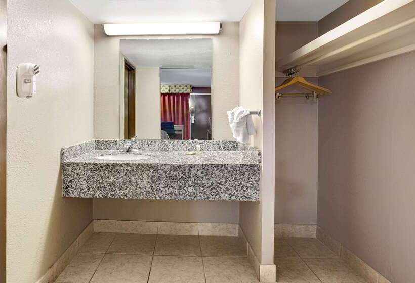 Motel Super 8 By Wyndham Norman