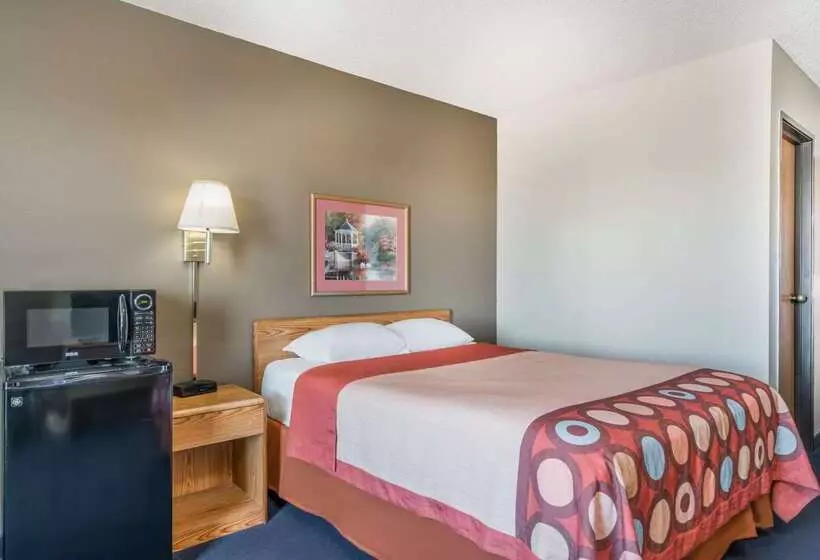 مُتل Super 8 By Wyndham Portage