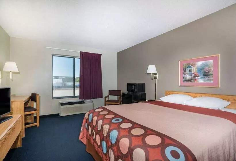 مُتل Super 8 By Wyndham Portage