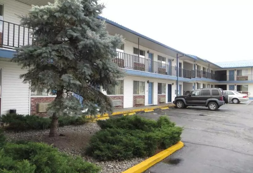 Мотель Super 8 By Wyndham Susanville