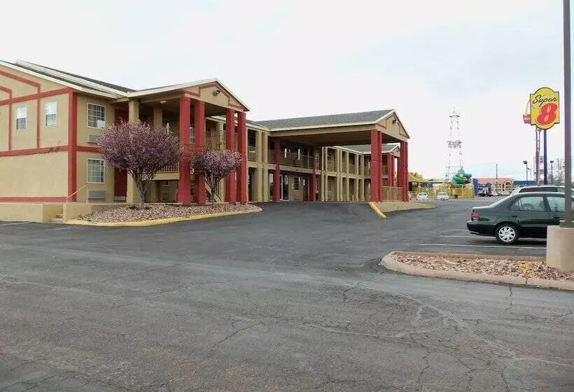 汽车旅馆  Super 8 By Wyndham Van Horn