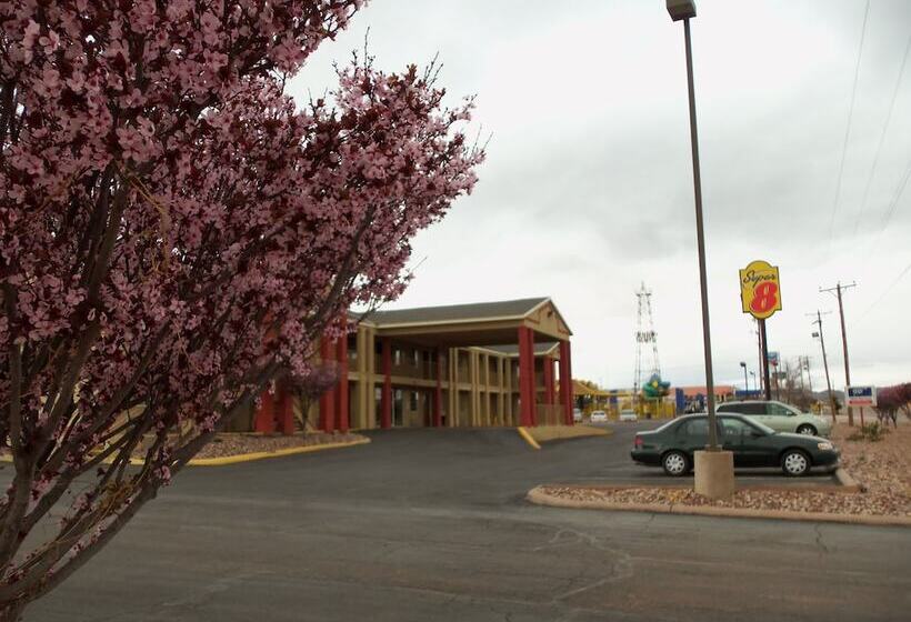 فندق على الطريق Super 8 By Wyndham Van Horn