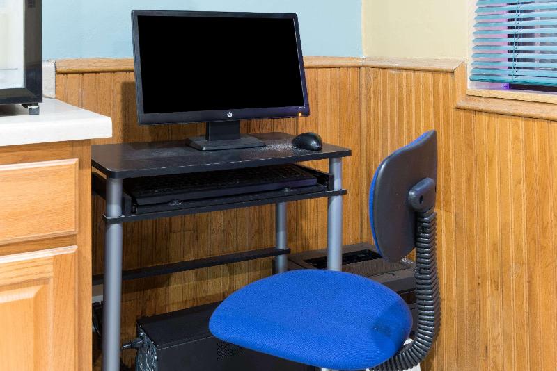 Motel Super 8 By Wyndham Warrenton