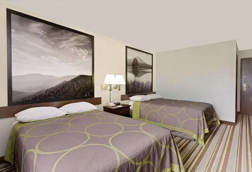 모텔 Super 8 By Wyndham Waynesboro