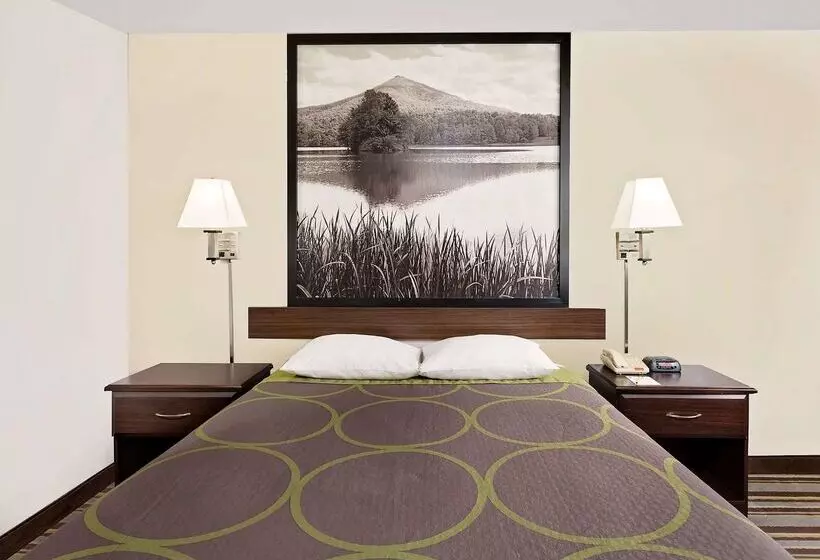 모텔 Super 8 By Wyndham Waynesboro