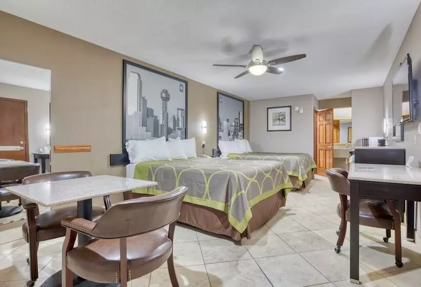 汽车旅馆  Texas Inn Donna