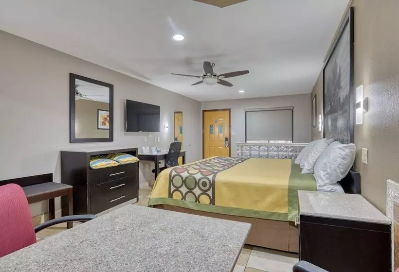 汽车旅馆  Texas Inn Donna