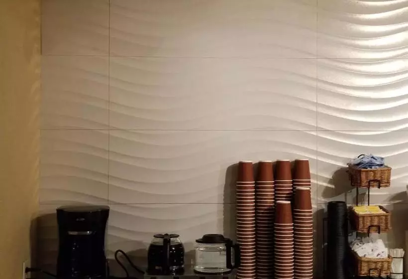 Sunburst Spa & Suites Motel