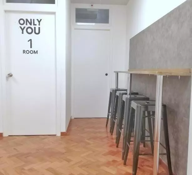 Draft Hostel & Rooms