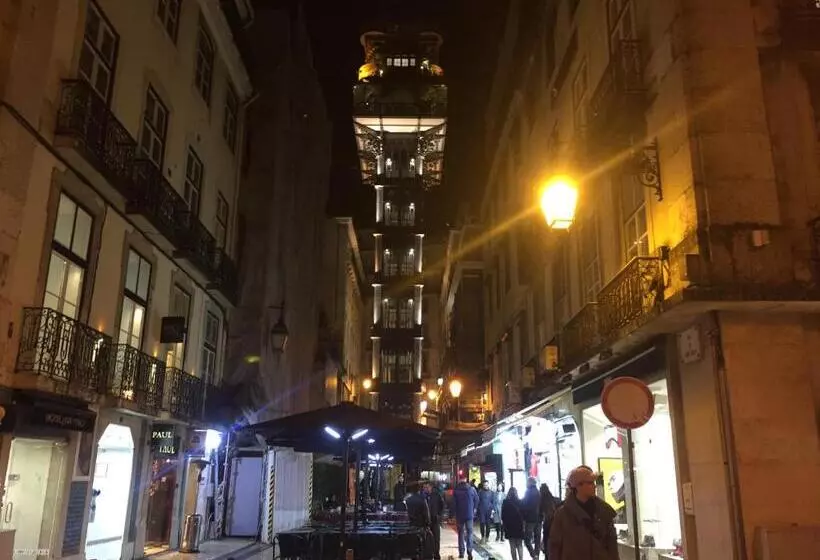 Draft Hostel & Rooms