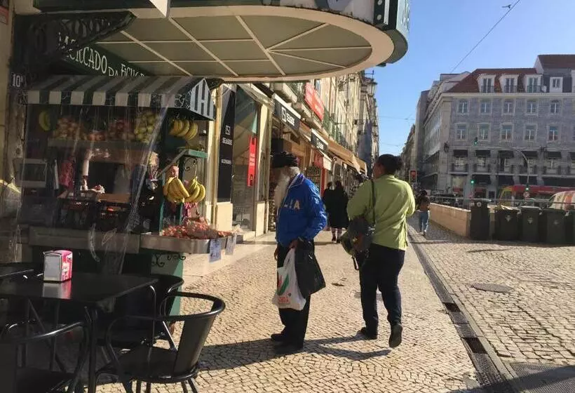 Draft Hostel & Rooms