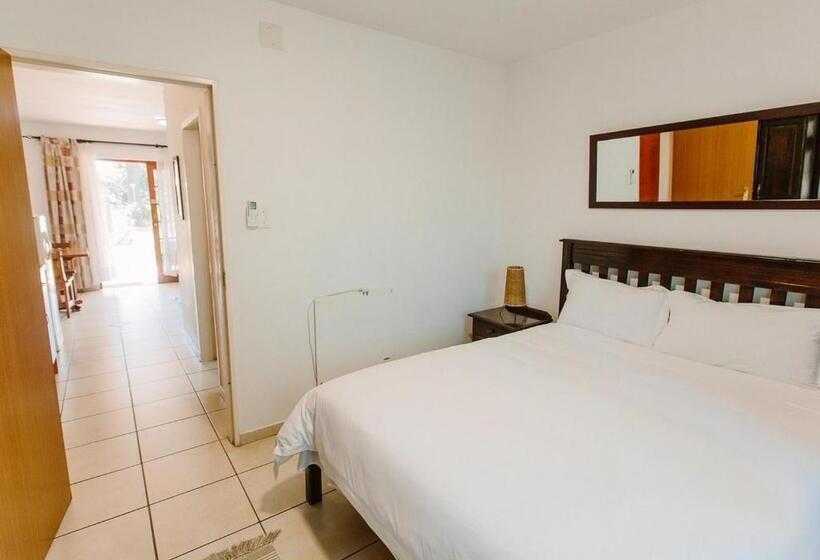 膳宿费 Golden Candle Guest House