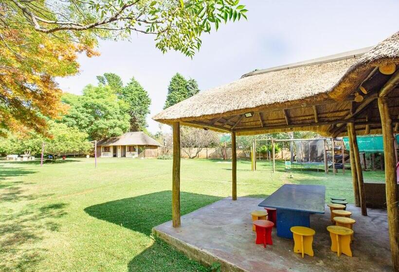 膳宿费 Golden Candle Guest House