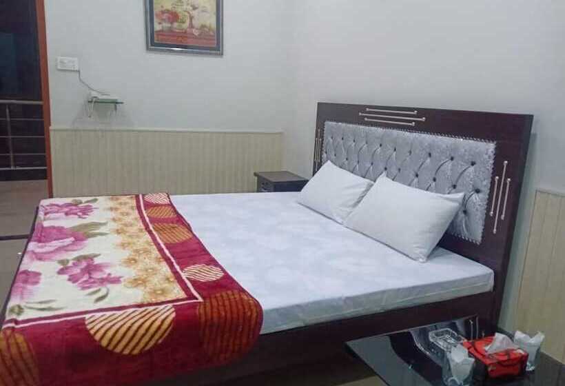 پانسیون Star View Guest House