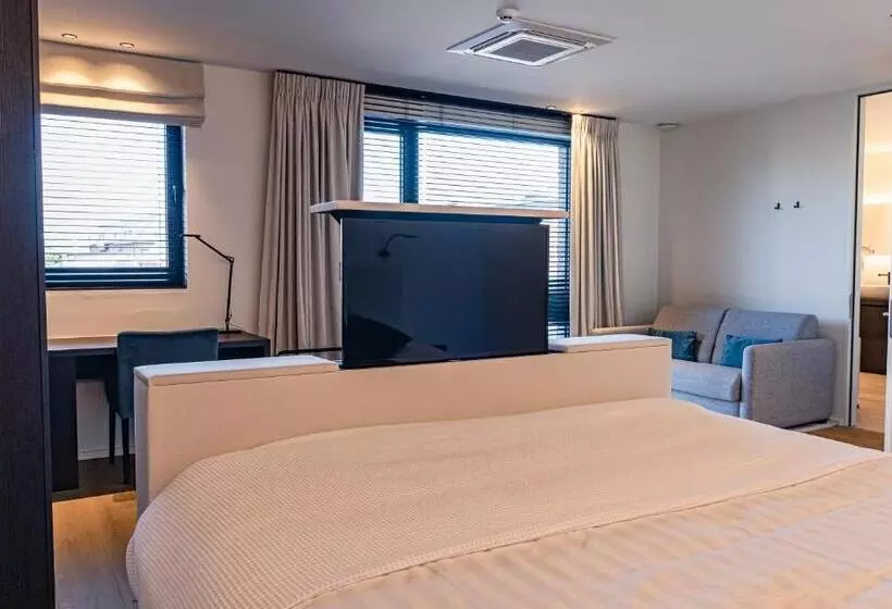 Hotelli De Jachthoorn