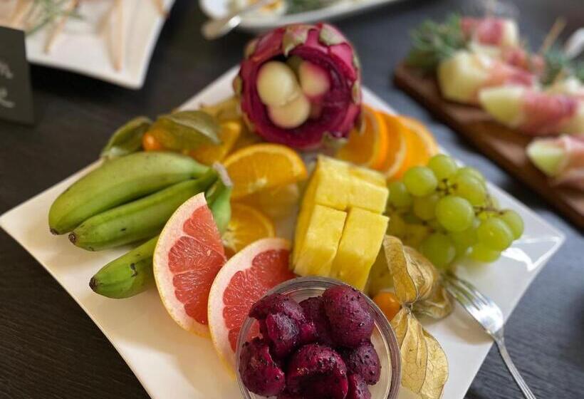 Отель Und Restaurant Landhaus Veranstaltungshaus