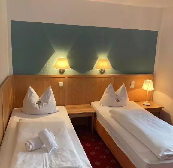 Hotelli Und Restaurant Landhaus Veranstaltungshaus